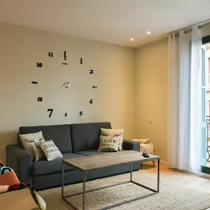 Four Petals Boutique Apartamento